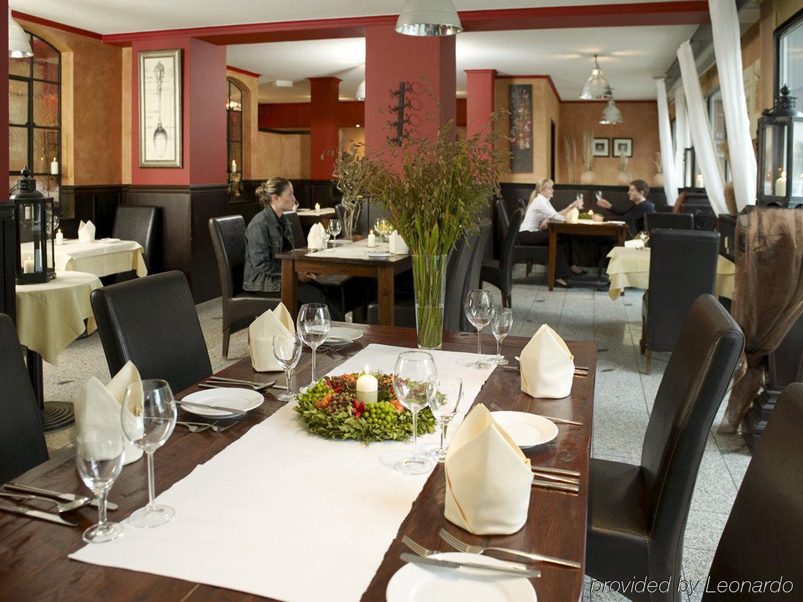 נויקירכן-פלון Hotel Dampfmuehle מסעדה תמונה